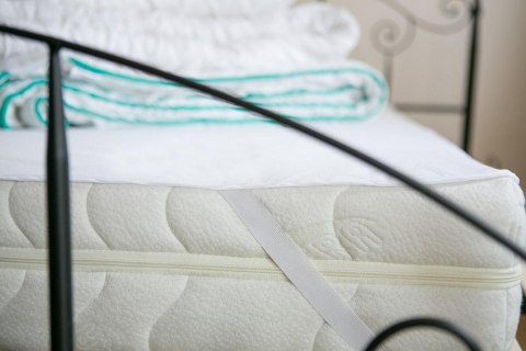 Podkład na materac 140x200 Botanica Tencel wodoodporny ochraniacz na materac z włóknem drzewnym Inter Widex Podkład na materac 140x200 Botanica Tencel wodoodporny ochraniacz na materac z włóknem drzewnym Inter Widex
