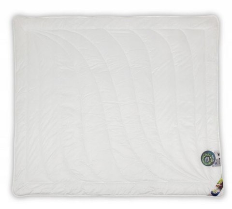 Kołdra antyalergiczna 155x200 BioPercal letnia 600g biała delikatny perkal 100% bawełna AMZ Kołdra antyalergiczna 155x200 BioPercal letnia 600g biała delikatny perkal 100% bawełna AMZ