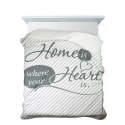 Narzuta dekoracyjna 170x210 Alva home is heart dom jest sercem biała srebrna stalowa paski Narzuta dekoracyjna 170x210 Alva home is heart dom jest sercem biała srebrna stalowa paski