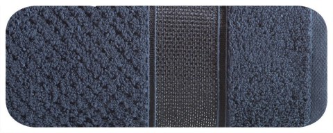 Ręcznik Milan 70x140 granatowy frotte 500g/m2 bawełniany z bordiurą przetykaną błyszczącą nicią Eurofirany Ręcznik Milan 70x140 granatowy frotte 500g/m2 bawełniany z bordiurą przetykaną błyszczącą nicią Eurofirany