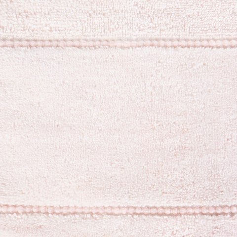Ręcznik Mari 70x140 różowy jasny z welurową bordiurą 500g/m2 Eurofirany Ręcznik Mari 70x140 różowy jasny z welurową bordiurą 500g/m2 Eurofirany