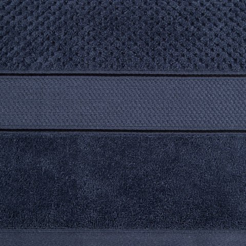Ręcznik Jessi 30x50 granatowy 500g/m2 z fakturą wytłaczanej krateczki i welurową bordiurą frotte Eurofirany Ręcznik Jessi 30x50 granatowy 500g/m2 z fakturą wytłaczanej krateczki i welurową bordiurą frotte Eurofirany