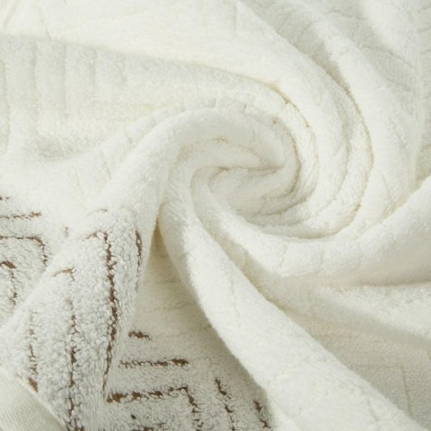 Ręcznik Indila 50x90 kremowy 550g/m2 frotte geometryczny wzór Eurofirany Ręcznik Indila 50x90 kremowy 550g/m2 frotte geometryczny wzór Eurofirany