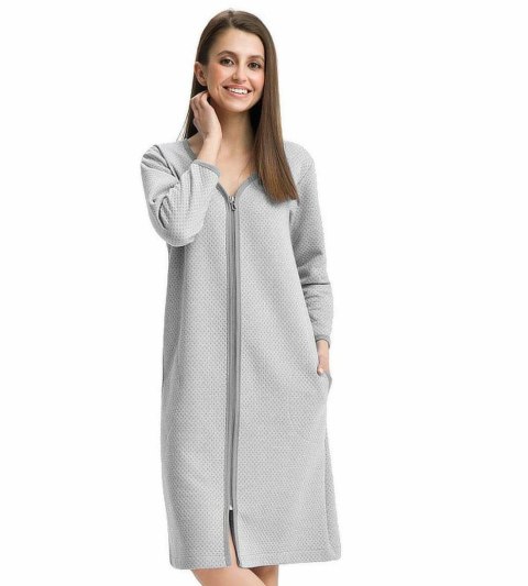 Szlafrok damski 214 XL szary podomka na suwak z kieszeniami z wytłaczanym wzorem bawełniany rękaw 7/8 Szlafrok damski 214 XL szary podomka na suwak z kieszeniami z wytłaczanym wzorem bawełniany rękaw 7/8