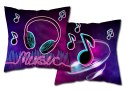 Poszewka świecąca w ciemności 40x40 player słuchawki fioletowa PF 09 fluorescencyjna Poszewka świecąca w ciemności 40x40 player słuchawki fioletowa PF 09 fluorescencyjna