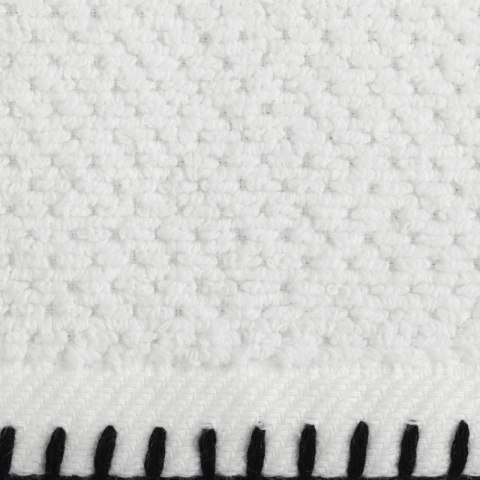 Ręcznik 70x140 Mabel biały z kontrastującym obszyciem krawędzi frotte 500 g/m2 Eurofirany Ręcznik 70x140 Mabel biały z kontrastującym obszyciem krawędzi frotte 500 g/m2 Eurofirany