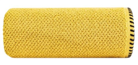 Ręcznik 70x140 Mabel musztardowy z kontrastującym obszyciem krawędzi frotte 500 g/m2 Eurofirany Ręcznik 70x140 Mabel musztardowy z kontrastującym obszyciem krawędzi frotte 500 g/m2 Eurofirany