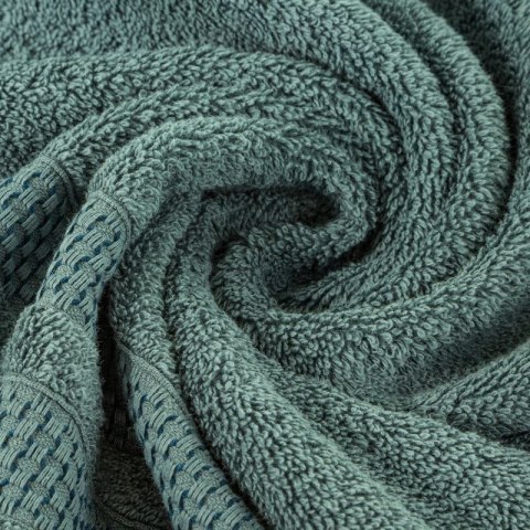 Ręcznik 70x140 Nastia miętowy ciemny z żakardową bordiurą w pasy w stylu eko frotte 500 g/m2 Eurofirany Ręcznik 70x140 Nastia miętowy ciemny z żakardową bordiurą w pasy w stylu eko frotte 500 g/m2 Eurofirany