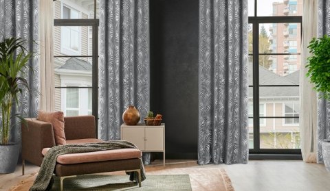 Zasłona 140x250 Livia stalowa z botanicznym wytłaczanym wzorem liści welurowa gotowa na przelotkach Eurofirany Zasłona 140x250 Livia stalowa z botanicznym wytłaczanym wzorem liści welurowa gotowa na przelotkach Eurofirany