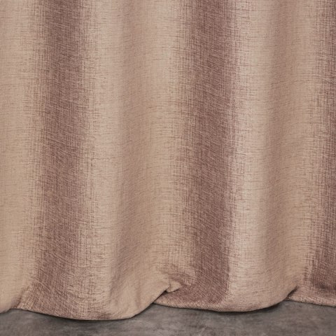 Zasłona 140x270 Avinion 5 różowa pudrowa gotowa na taśmie z miękkiej szenilowej tkaniny przetkanej srebrną nitką Terra Collectio Zasłona 140x270 Avinion 5 różowa pudrowa gotowa na taśmie z miękkiej szenilowej tkaniny przetkanej srebrną nitką Terra Collectio