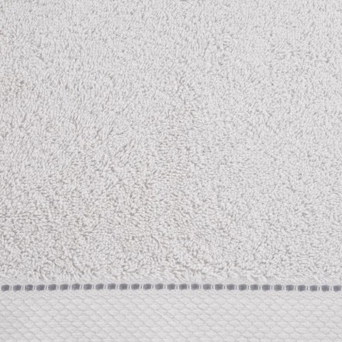 Ręcznik Daisy 30x50 srebrny frotte 500 g/m2 Eurofirany Ręcznik Daisy 30x50 srebrny frotte 500 g/m2 Eurofirany
