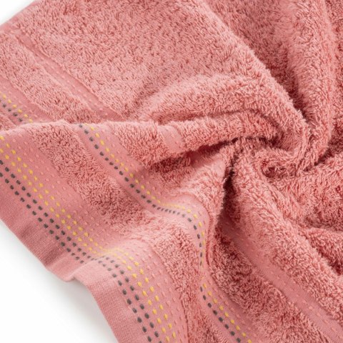 Ręcznik Pola 70x140 28 koralowy frotte 500 g/m2 Eurofirany Ręcznik Pola 70x140 28 koralowy frotte 500 g/m2 Eurofirany