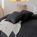 Narzuta z pomponami 140x200 czarna Pompoo pompony romby glamour dekoracyjna