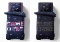Pościel świecąca w ciemności 160x200 Game Over dla gracza granatowa różowa młodzieżowa 3678A Fluo 0322 Pościel świecąca w ciemności 160x200 Game Over dla gracza granatowa różowa młodzieżowa 3678A Fluo 0322