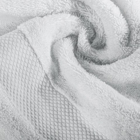 Ręcznik 70x140 Lorita srebrny frotte 500g/m2 Eurofirany Ręcznik 70x140 Lorita srebrny frotte 500g/m2 Eurofirany