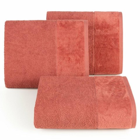 Ręcznik Lucy 30x50 marsala 500g/m2 Eurofirany Ręcznik Lucy 30x50 marsala 500g/m2 Eurofirany