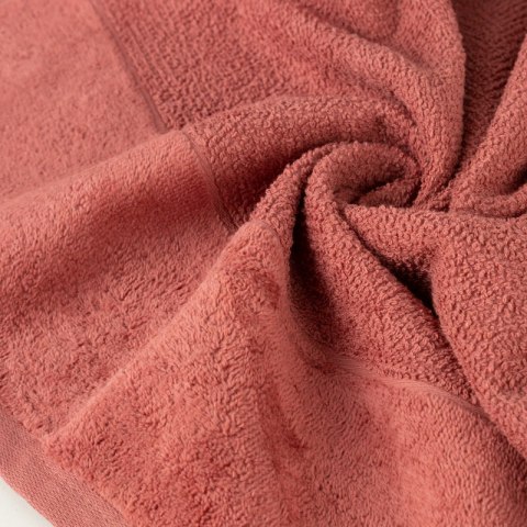 Ręcznik Lucy 30x50 marsala 500g/m2 Eurofirany Ręcznik Lucy 30x50 marsala 500g/m2 Eurofirany