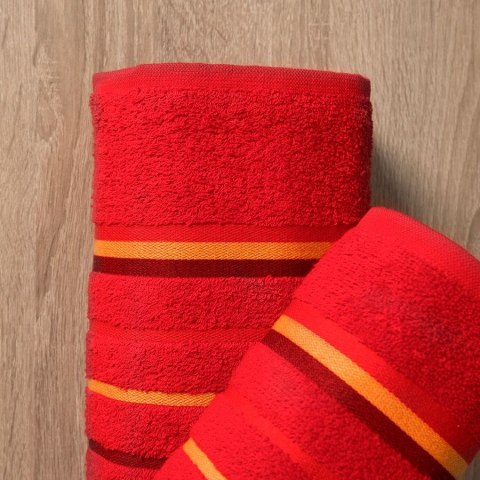 Ręcznik frotte 30x50 Mars czerwony 023092/FBL/001/300180/1 Ręcznik frotte 30x50 Mars czerwony 023092/FBL/001/300180/1