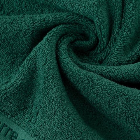 Ręcznik Evi 50x90 zielony butelkowy frotte 430 g/m2 Pierre Cardin Ręcznik Evi 50x90 zielony butelkowy frotte 430 g/m2 Pierre Cardin