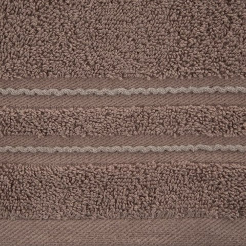 Ręcznik Emina 30x50 brązowy zdobiony stebnowaną bordiurą 500 g/m2 Eurofirany Ręcznik Emina 30x50 brązowy zdobiony stebnowaną bordiurą 500 g/m2 Eurofirany