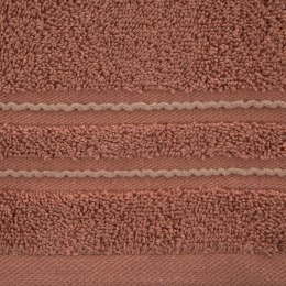 Ręcznik Emina 50x90 ceglasty zdobiony stebnowaną bordiurą 500 g/m2 Eurofirany