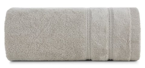 Ręcznik Glory 4 50x90 beżowy z welurową bordiurą i błyszczącą nicią 500 g/m2 Eurofirany Ręcznik Glory 4 50x90 beżowy z welurową bordiurą i błyszczącą nicią 500 g/m2 Eurofirany
