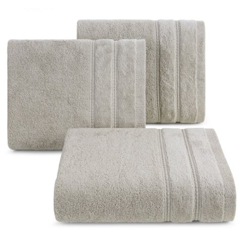 Ręcznik Glory 4 50x90 beżowy z welurową bordiurą i błyszczącą nicią 500 g/m2 Eurofirany Ręcznik Glory 4 50x90 beżowy z welurową bordiurą i błyszczącą nicią 500 g/m2 Eurofirany