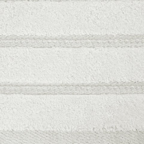 Ręcznik Glory 4 50x90 kremowy z welurową bordiurą i błyszczącą nicią 500 g/m2 Eurofirany Ręcznik Glory 4 50x90 kremowy z welurową bordiurą i błyszczącą nicią 500 g/m2 Eurofirany