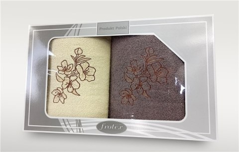 Komplet ręczników w pudełku 2 szt 70x140 Gift kremowy brązowy wzór 1 Frotex