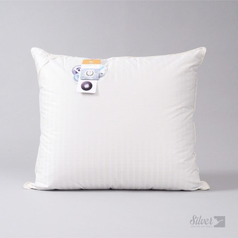 Poduszka puchowa 90% 70x80 Silver 3-komorowa 1000g + 160g kremowa AMZ Poduszka puchowa 90% 70x80 Silver 3-komorowa 1000g + 160g kremowa AMZ