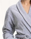 Szlafrok damski długi 352 XL szary kołnierz szalowy zawiązywany na pasek z kieszeniami długość do pół łydki 80% bawełna 20% poli Szlafrok damski długi 352 XL szary kołnierz szalowy zawiązywany na pasek z kieszeniami długość do pół łydki 80% bawełna 20% poli