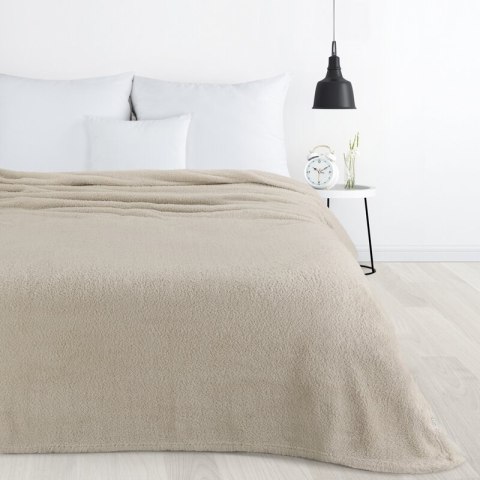 Koc narzuta na fotel typu flano 70x160 beżowy z mikrofibry miękki Lori D91 Koc narzuta na fotel typu flano 70x160 beżowy z mikrofibry miękki Lori D91