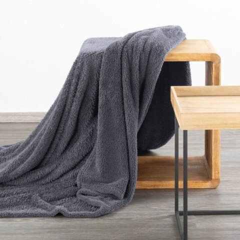 Koc narzuta z mikrofibry typu flano 170x210 stalowy miękki Lori D91 Koc narzuta z mikrofibry typu flano 170x210 stalowy miękki Lori D91