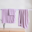 Ręcznik szybkoschnący 30x30 Active lawendowy z mikrofibry 380g/m2 Ręcznik szybkoschnący 30x30 Active lawendowy z mikrofibry 380g/m2