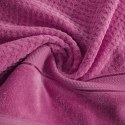 Ręcznik Jessi 90x150 amarantowy frotte 500g/m2 z fakturą wytłaczanej krateczki i welurową bordiurą Eurofirany Ręcznik Jessi 90x150 amarantowy frotte 500g/m2 z fakturą wytłaczanej krateczki i welurową bordiurą Eurofirany