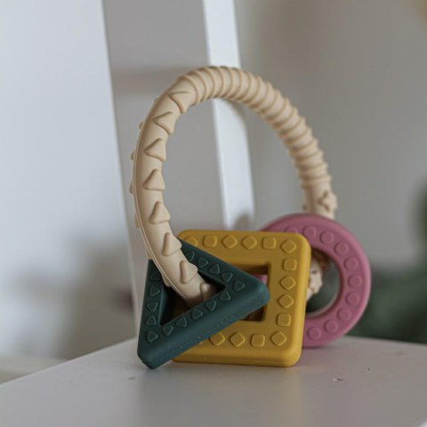 Gryzak silikonowy figurki geometryczne 0m+ PETITE&MARS Gryzak silikonowy figurki geometryczne 0m+ PETITE&MARS
