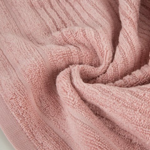 Ręcznik 50x90 Sammy 06 pudrowy róż 400g/m2 Eurofirany Ręcznik 50x90 Sammy 06 pudrowy róż 400g/m2 Eurofirany