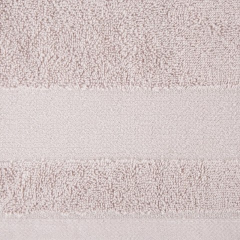 Ręcznik Nessy 50x90 pudrowy róż 500 g/m2 frotte bawełniany Eurofirany Ręcznik Nessy 50x90 pudrowy róż 500 g/m2 frotte bawełniany Eurofirany