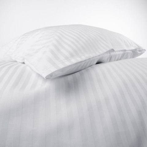 Poszewka hotelowa 50x60 biała adamaszkowa na zakładkę paski 1 cm Poszewka hotelowa 50x60 biała adamaszkowa na zakładkę paski 1 cm