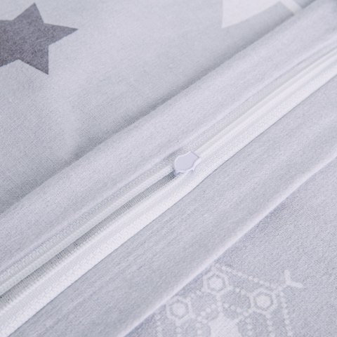 Pościel flanelowa 220x200 31508/1 szara czerwona biała gwiazdki drzewa Flanelove Pościel flanelowa 220x200 31508/1 szara czerwona biała gwiazdki drzewa Flanelove