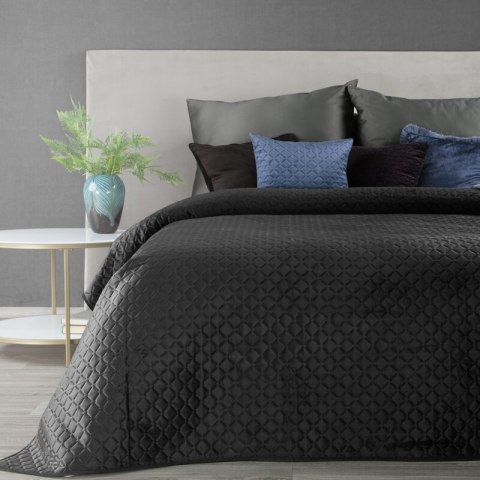 Narzuta dekoracyjna 70x160 Dimon na fotel czarna geometryczna welurowa Eurofirany Narzuta dekoracyjna 70x160 Dimon na fotel czarna geometryczna welurowa Eurofirany