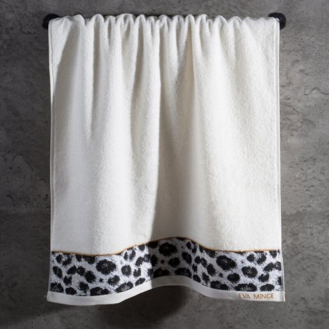 Ręcznik Eva 22 30x50 kremowy frotte bawełniany 500 g/m2 Eva Minge Eurofirany Ręcznik Eva 22 30x50 kremowy frotte bawełniany 500 g/m2 Eva Minge Eurofirany
