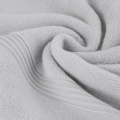 Ręcznik Molly 50x90 cm srebrny frotte bawełniany 550 g/m2 Eurofirany Ręcznik Molly 50x90 cm srebrny frotte bawełniany 550 g/m2 Eurofirany