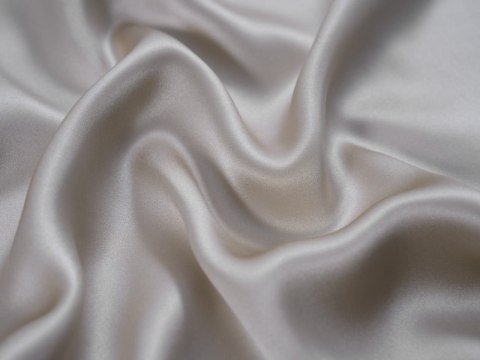 Poszewka jedwabna 50x60 beżowa jednobarwna Premium Poszewka jedwabna 50x60 beżowa jednobarwna Premium