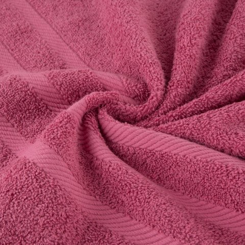 Ręcznik Milo 50x90 różowy ciemny 500 g/m2 frotte bawełniany Eurofirany Ręcznik Milo 50x90 różowy ciemny 500 g/m2 frotte bawełniany Eurofirany