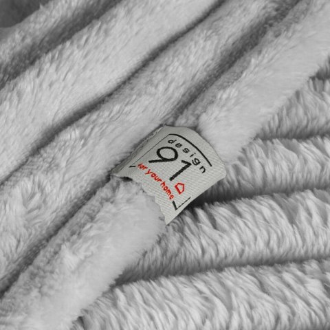 Koc narzuta 70x160 Soft srebrny z mikrofibry prążki na fotel D91 Koc narzuta 70x160 Soft srebrny z mikrofibry prążki na fotel D91