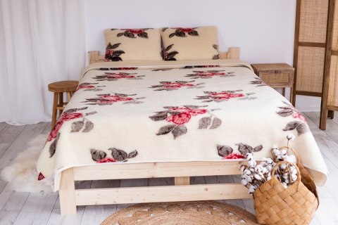 Komplet wełniany merynos - kołdra 175x200 - 2 poduszki 50x60 - prześcieradło wełniane 175x200 - Rosso czerwony Wyroby rehabilita Komplet wełniany merynos - kołdra 175x200 - 2 poduszki 50x60 - prześcieradło wełniane 175x200 - Rosso czerwony Wyroby rehabilita
