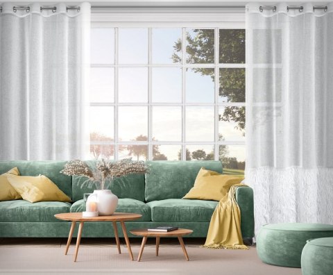 Firana gotowa 140x250 Margaret 6 biała zdobiona moherową nicią gotowa na przelotkach Eurofirany Firana gotowa 140x250 Margaret 6 biała zdobiona moherową nicią gotowa na przelotkach Eurofirany