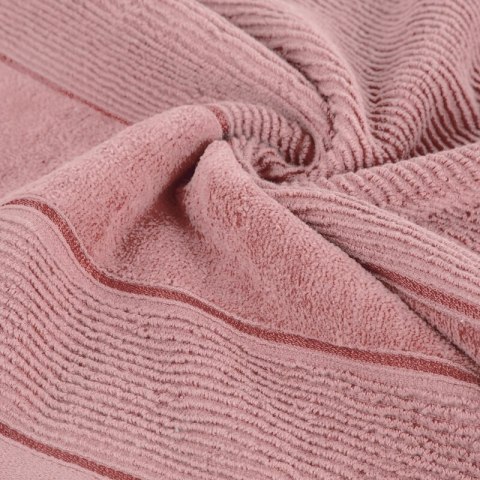 Ręcznik Emma 5 50x90 pudrowy różowy 500g/m2 frotte Eurofirany Ręcznik Emma 5 50x90 pudrowy różowy 500g/m2 frotte Eurofirany