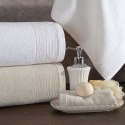 Ręcznik Lari 1 50x90 biały z ozdobną bordiurą przetykaną błyszczącą nicią 500 g/m2 Eurofirany Ręcznik Lari 1 50x90 biały z ozdobną bordiurą przetykaną błyszczącą nicią 500 g/m2 Eurofirany